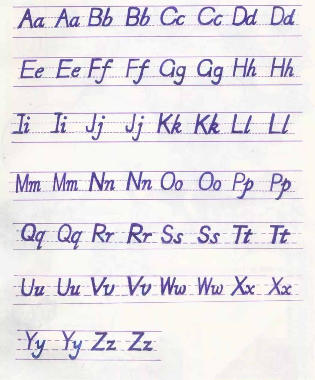 英文大写字母书写格式图片